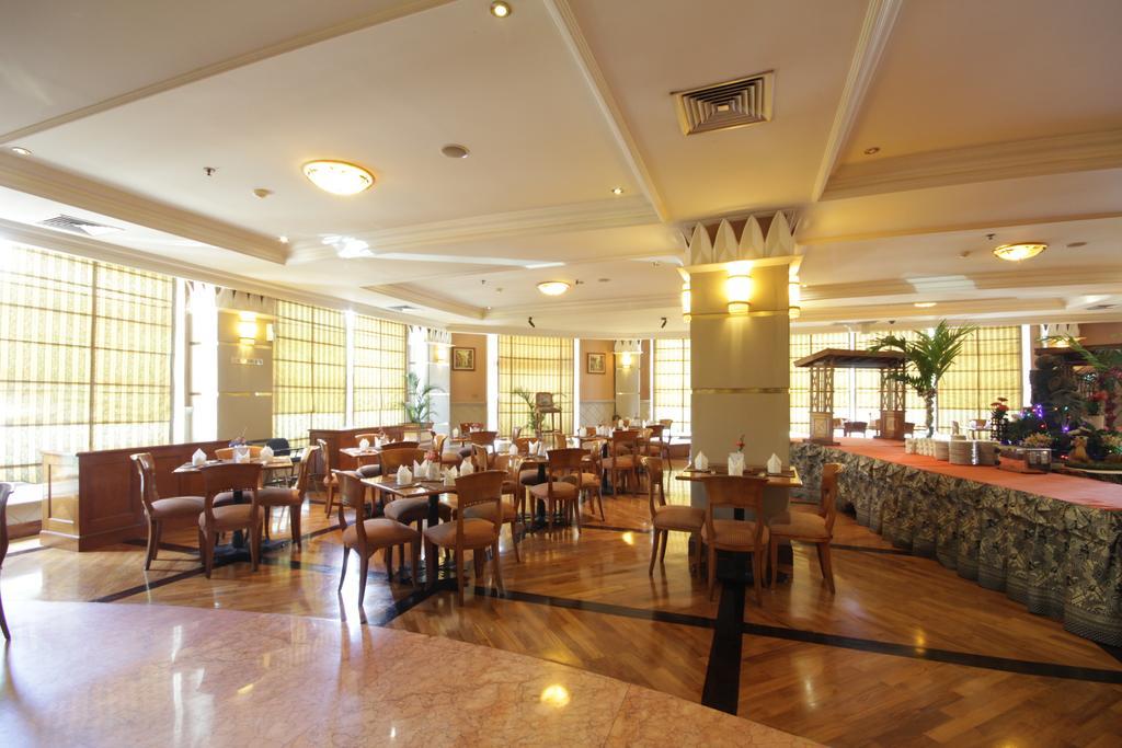 Hotel Maharadja Jakarta Exterior photo
